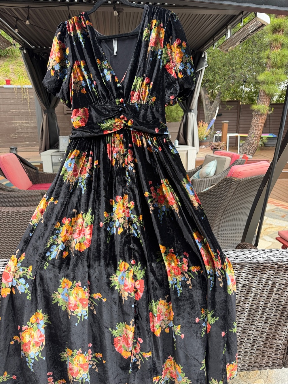 Anthropologie AnthroPOlogie Black Floral Velvet Maxi Midi Dress NWOT Size M